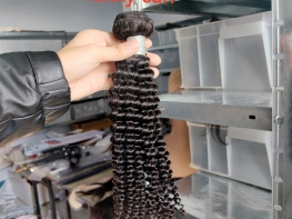 Kinky curl hair bundle 100% cuticle aligned burmese virgin hair material